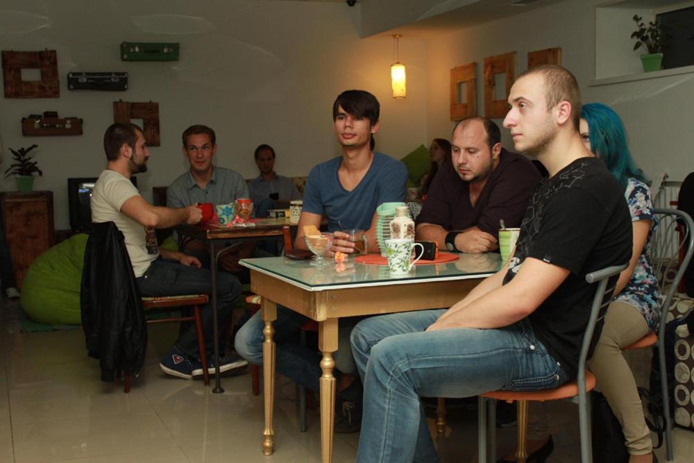 Fish Andrey Hostel Днепр Экстерьер фото